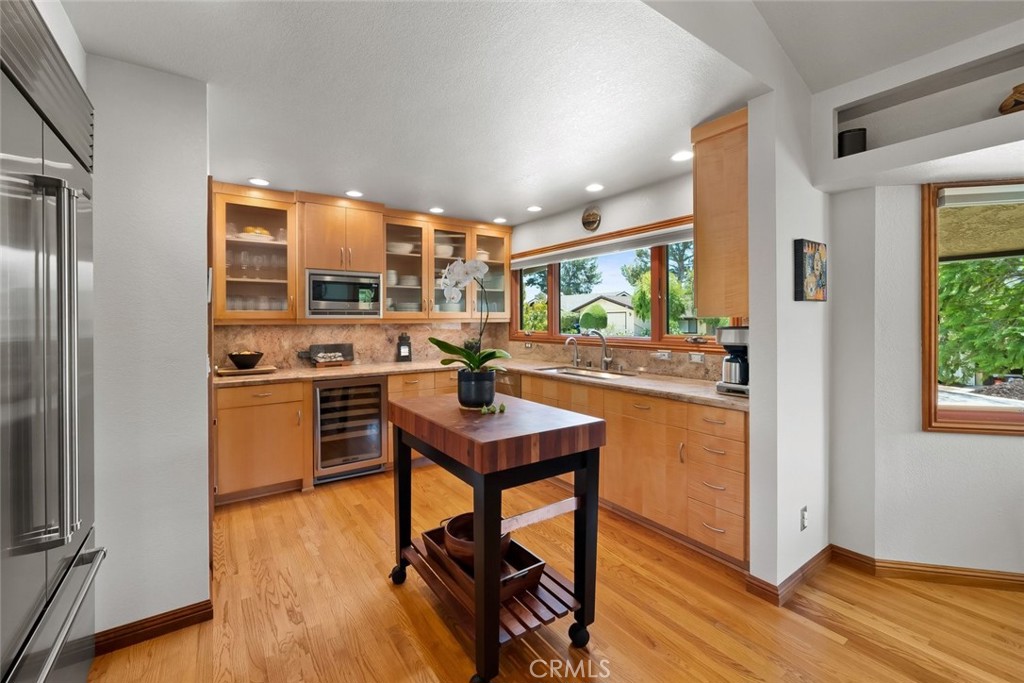 320 Mira Sol Dr, San Luis Obispo, CA 93405