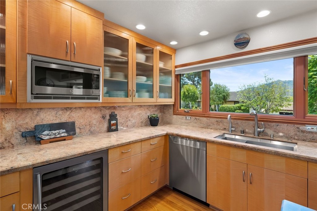 320 Mira Sol Dr, San Luis Obispo, CA 93405