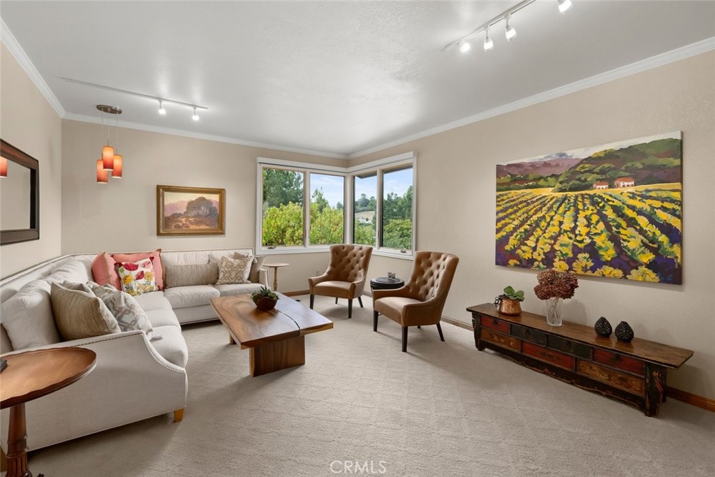 320 Mira Sol Dr, San Luis Obispo, CA 93405