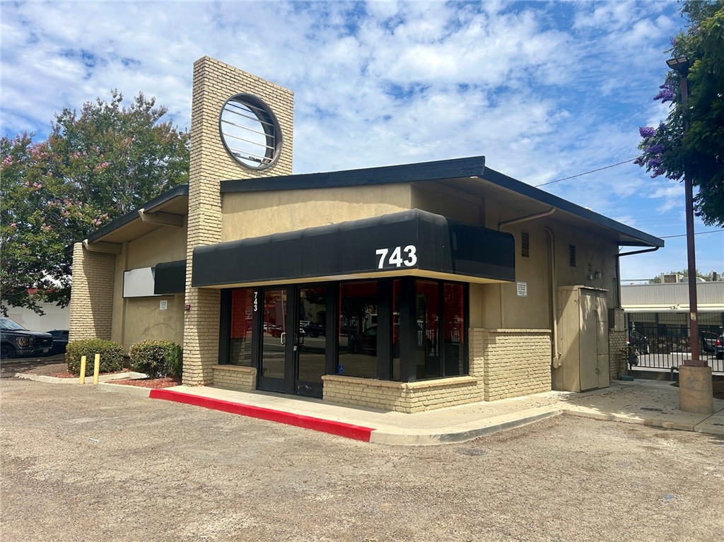 743 E Main, San Luis Obispo, CA 93454