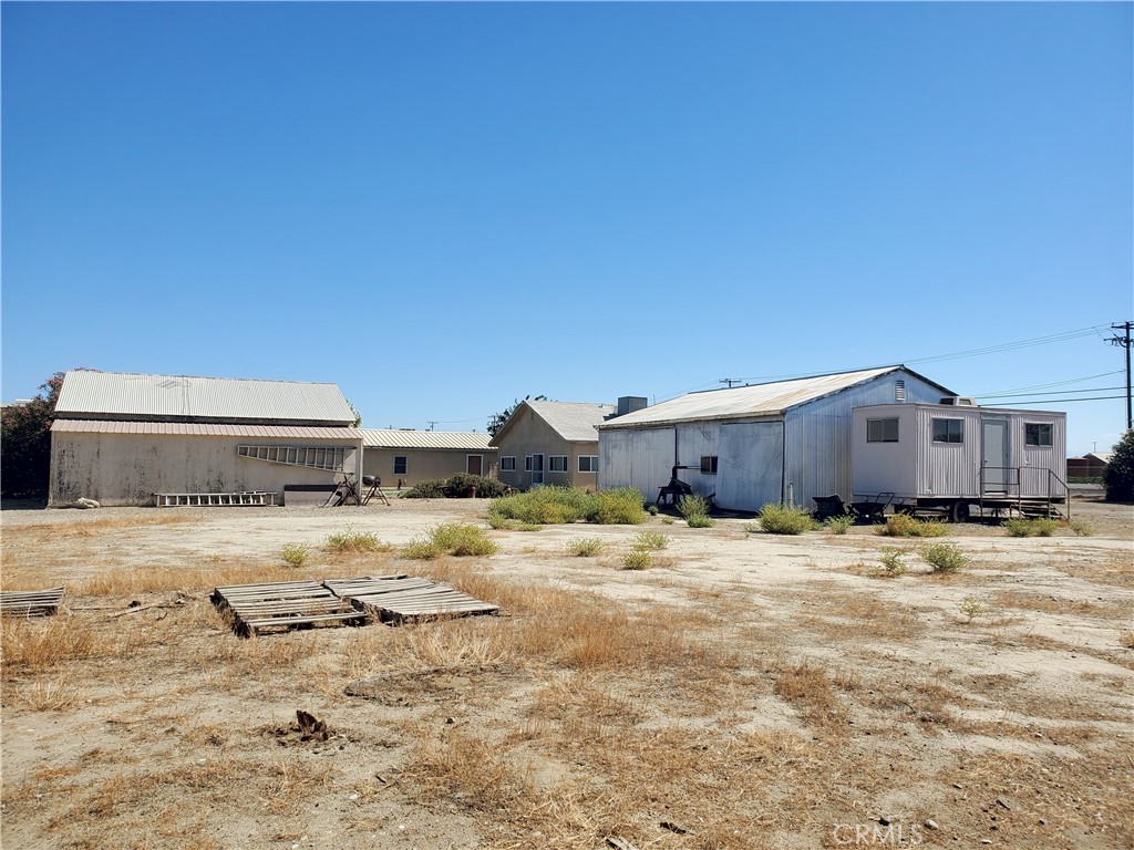 12720 10th Ave, Hanford, CA 93230