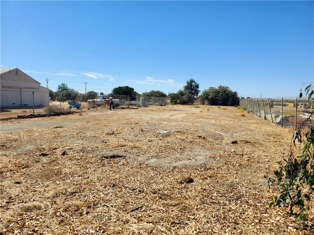 12720 10th Ave, Hanford, CA 93230
