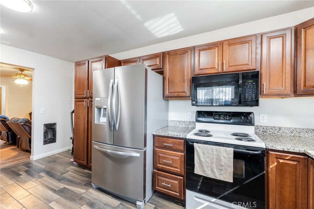 23259 64 Ave, Ducor, CA 93218