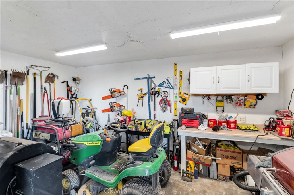 23259 64 Ave, Ducor, CA 93218