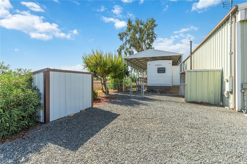 23259 64 Ave, Ducor, CA 93218