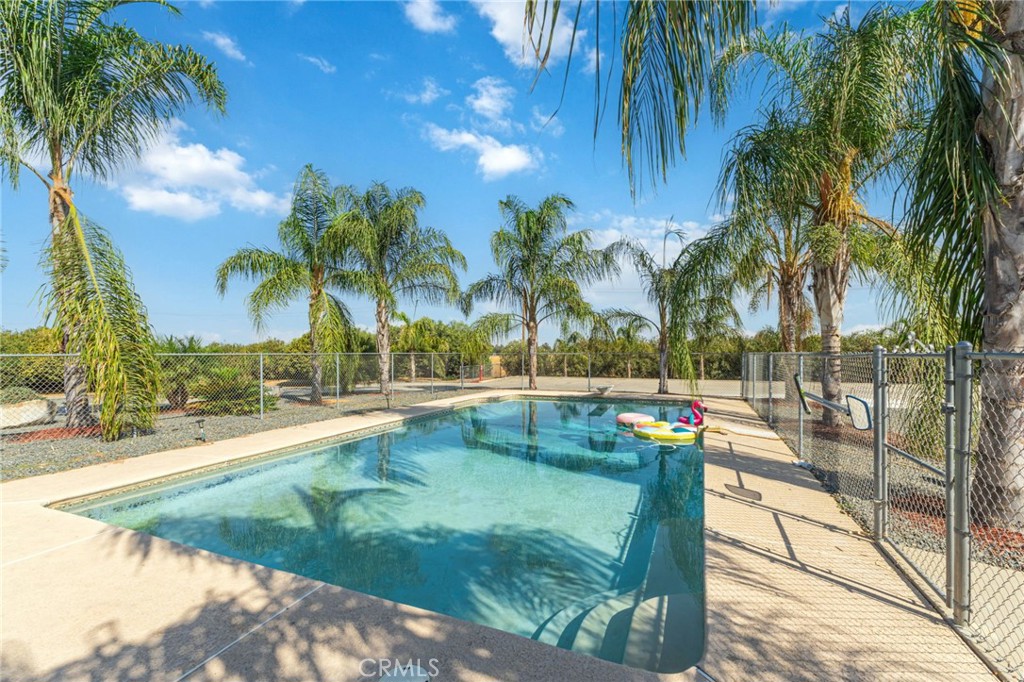 23259 64 Ave, Ducor, CA 93218