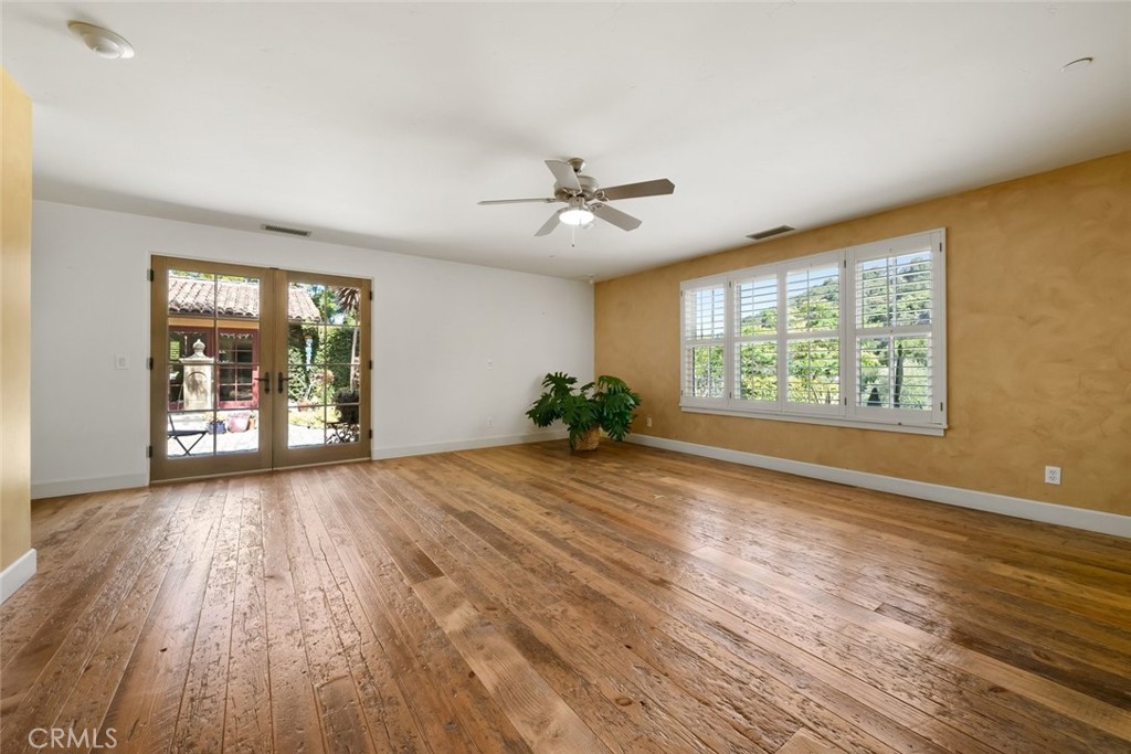 2072 Royal Way, San Luis Obispo, CA 93405