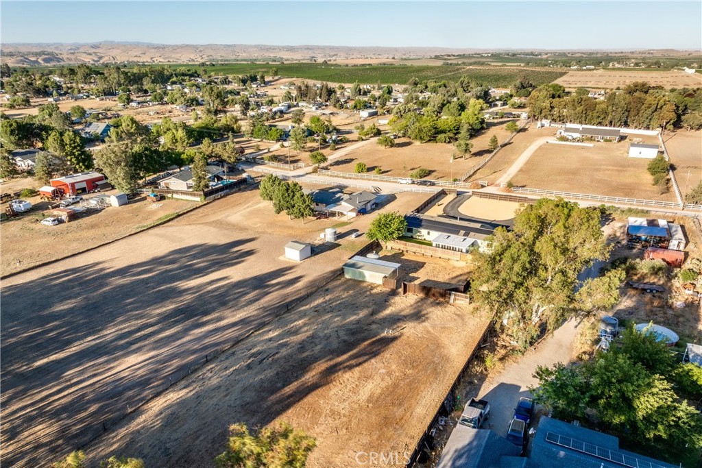 4321 Whispering Oak, Paso Robles, CA 93446