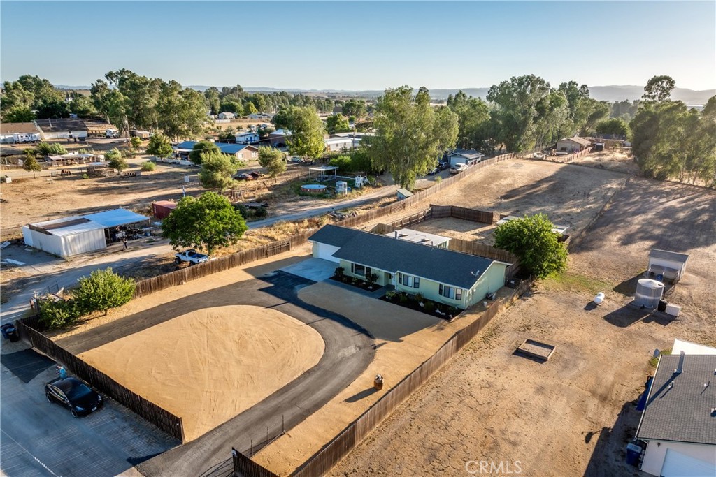 4321 Whispering Oak, Paso Robles, CA 93446