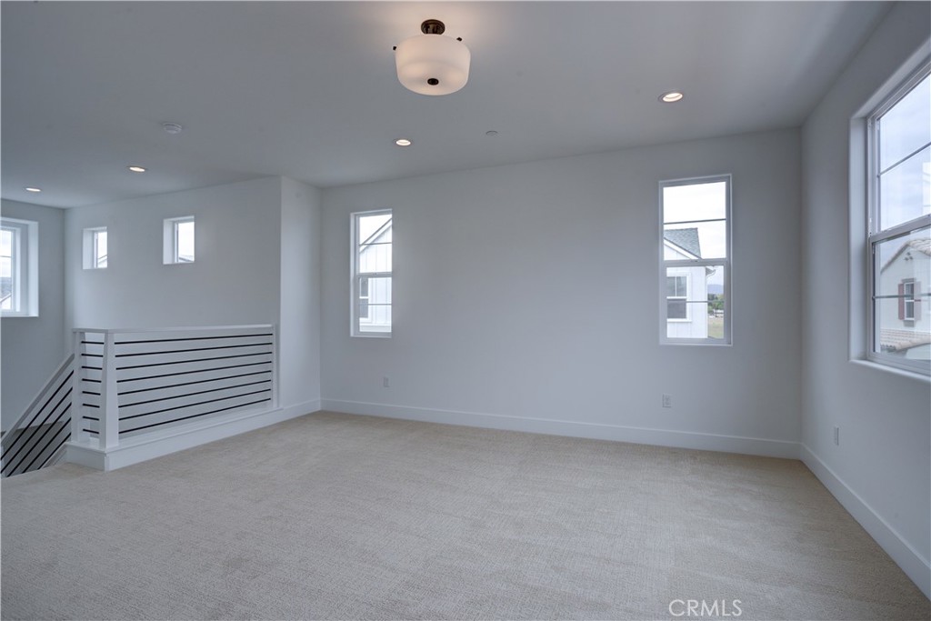 250 Memphis Belle Way, San Luis Obispo, CA 93401
