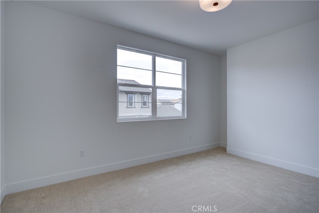 250 Memphis Belle Way, San Luis Obispo, CA 93401