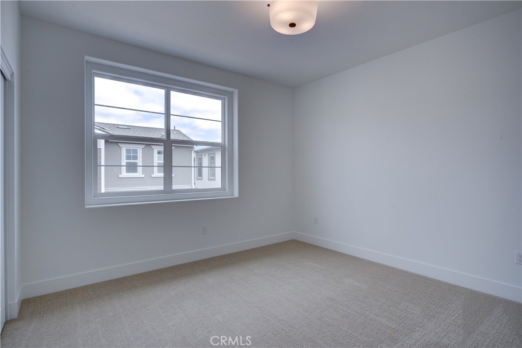 250 Memphis Belle Way, San Luis Obispo, CA 93401