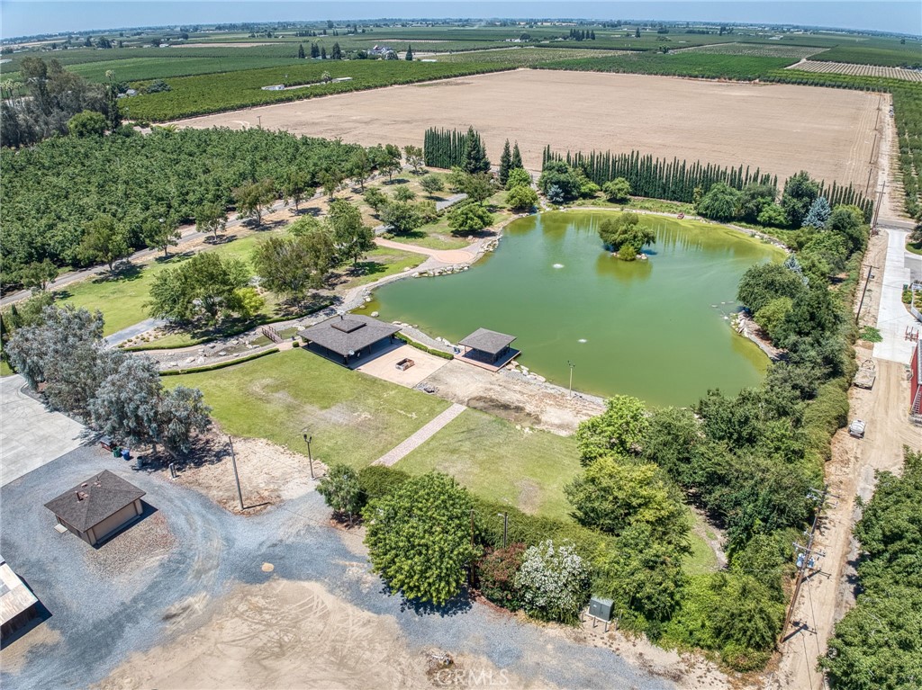 13715 E Nebraska, Kingsburg, CA 93631