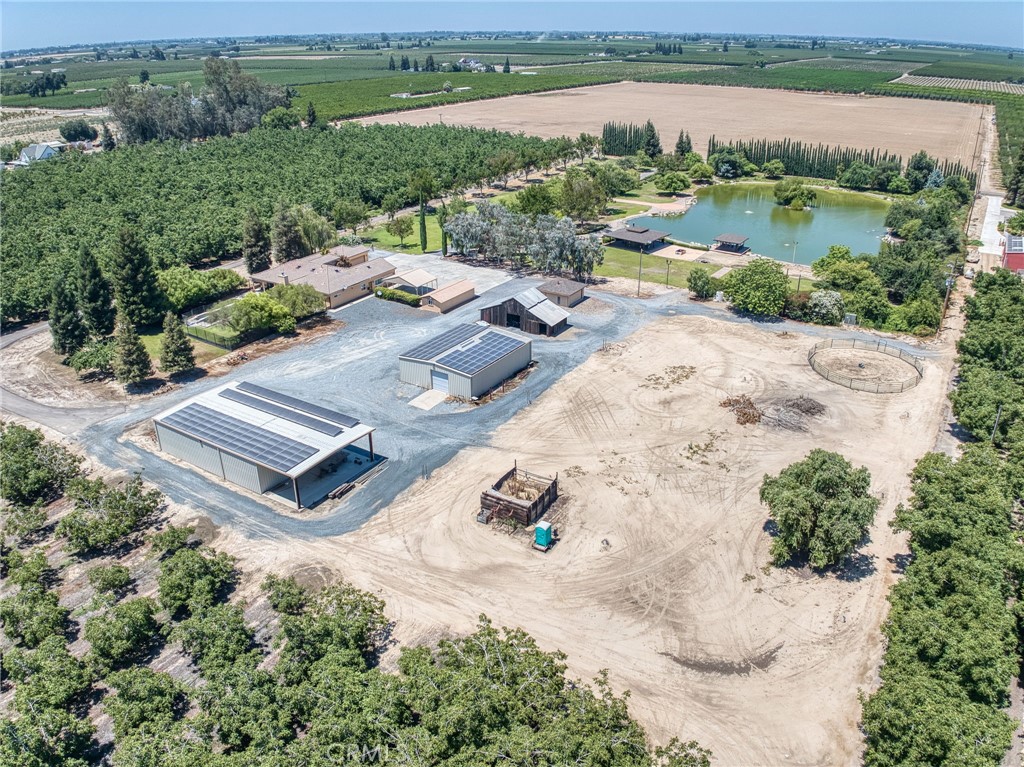 13715 E Nebraska, Kingsburg, CA 93631