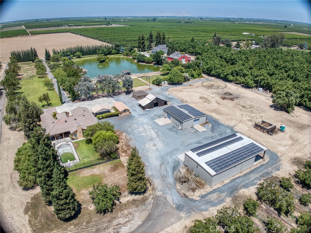 13715 E Nebraska, Kingsburg, CA 93631