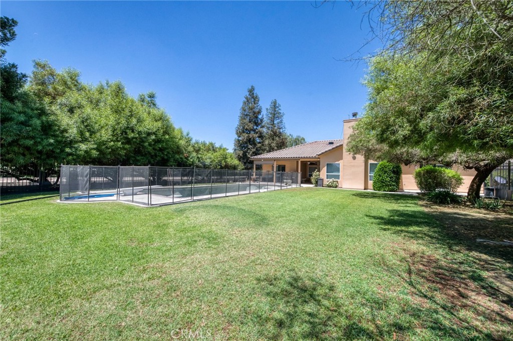 13715 E Nebraska, Kingsburg, CA 93631