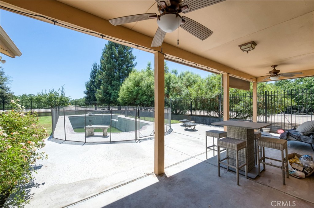 13715 E Nebraska, Kingsburg, CA 93631