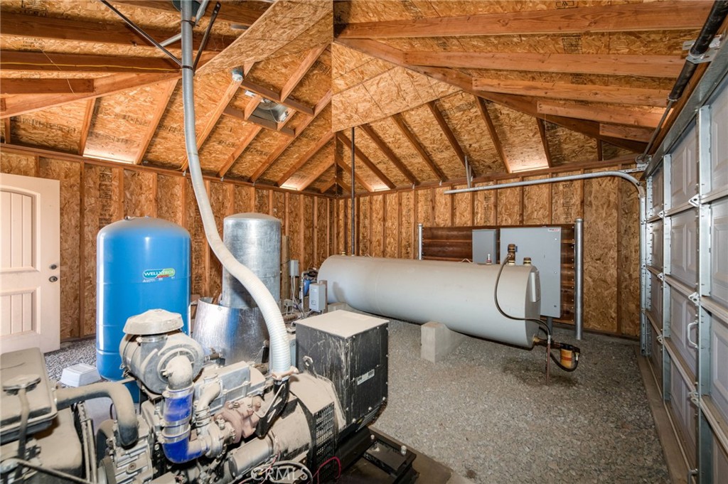13715 E Nebraska, Kingsburg, CA 93631
