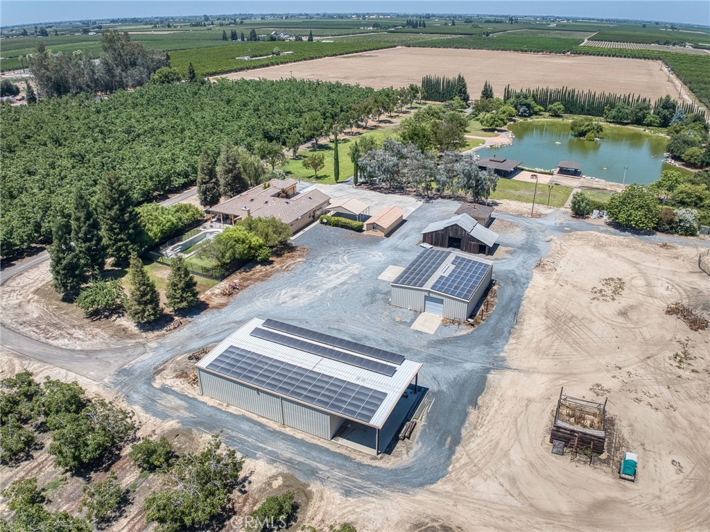 13715 E Nebraska, Kingsburg, CA 93631