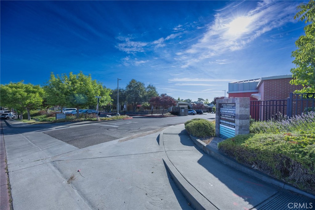 102 S Vine, Paso Robles, CA 93446