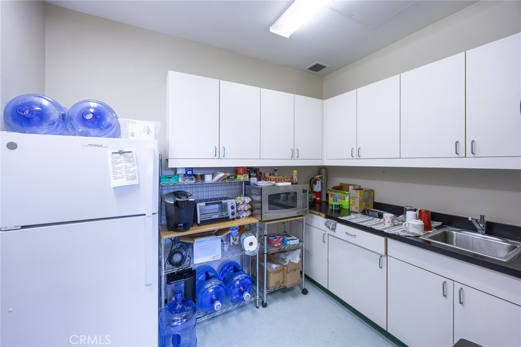 102 S Vine, Paso Robles, CA 93446