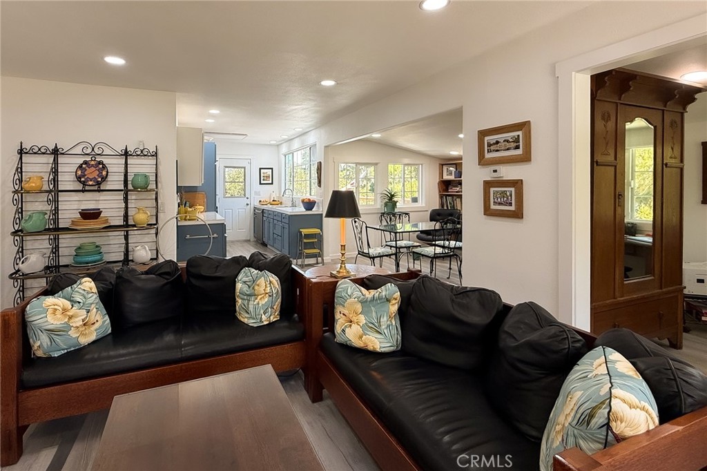 5230 Plymouth St, Cambria, CA 93428