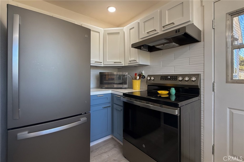 5230 Plymouth St, Cambria, CA 93428