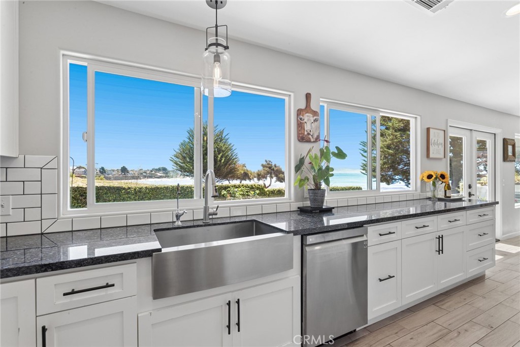 177 Naomi Ave, Pismo Beach, CA 93449