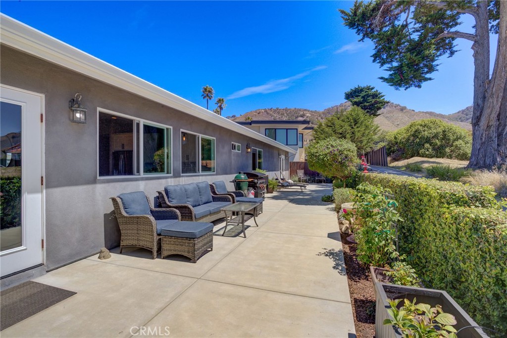 177 Naomi Ave, Pismo Beach, CA 93449