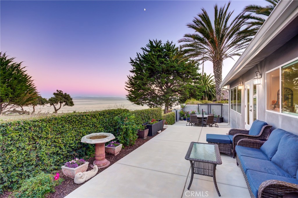 177 Naomi Ave, Pismo Beach, CA 93449