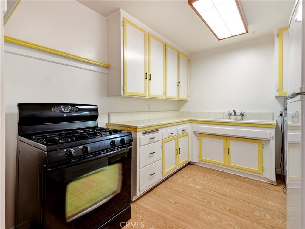 137 E Foothill Blvd, San Luis Obispo, CA 93405