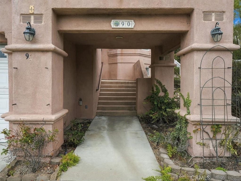 90 Villa Ct, Pismo Beach, CA 93449