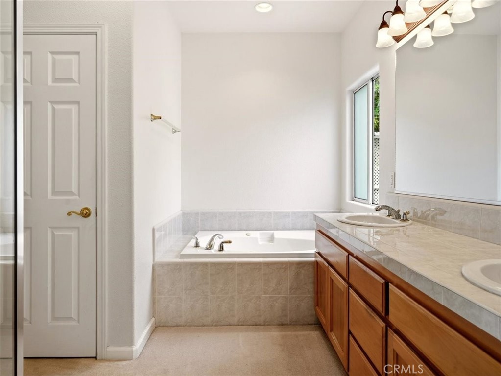 90 Villa Ct, Pismo Beach, CA 93449