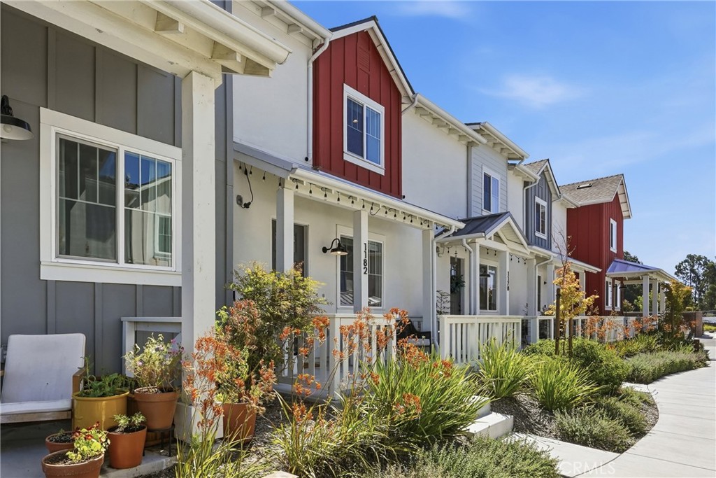 1182 Tiburon, San Luis Obispo, CA 93401