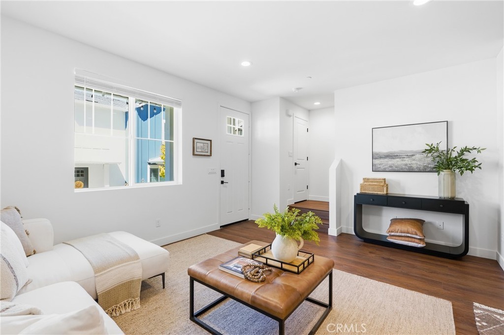 1182 Tiburon, San Luis Obispo, CA 93401