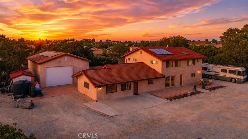 5750 Ground Squirrel Hollow, Paso Robles, CA 93446