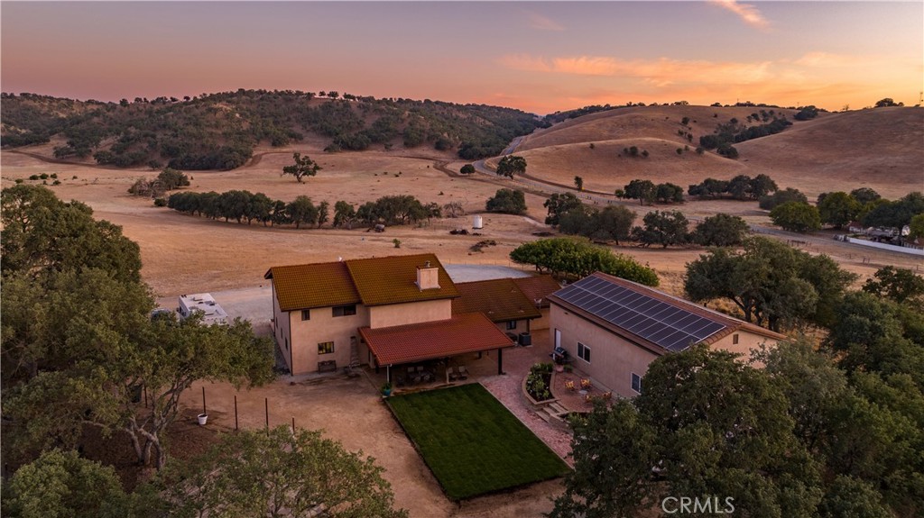 5750 Ground Squirrel Hollow, Paso Robles, CA 93446