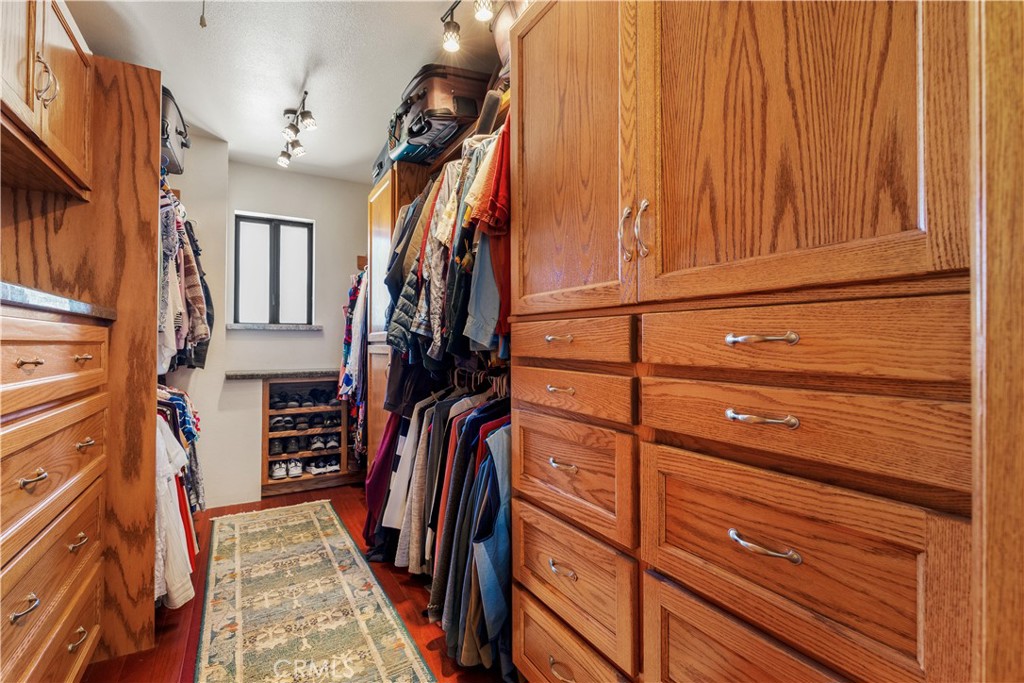 5750 Ground Squirrel Hollow, Paso Robles, CA 93446