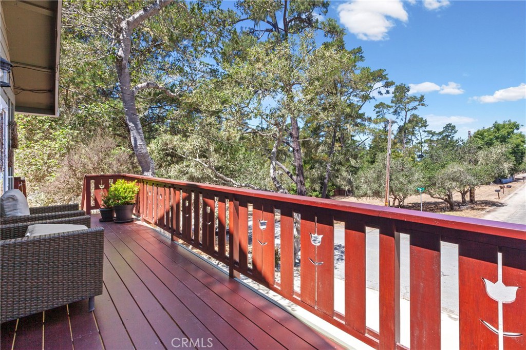 2398 Ross Rd, Cambria, CA 93428