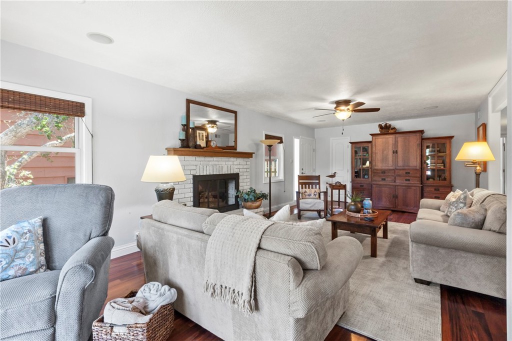 2398 Ross Rd, Cambria, CA 93428