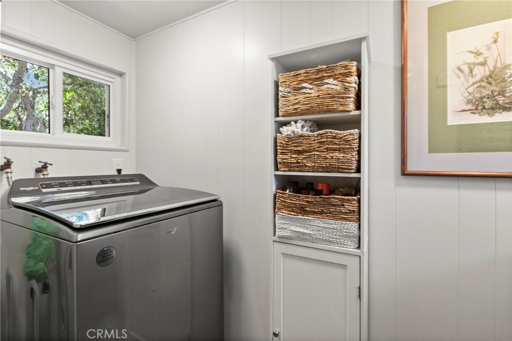 2398 Ross Rd, Cambria, CA 93428