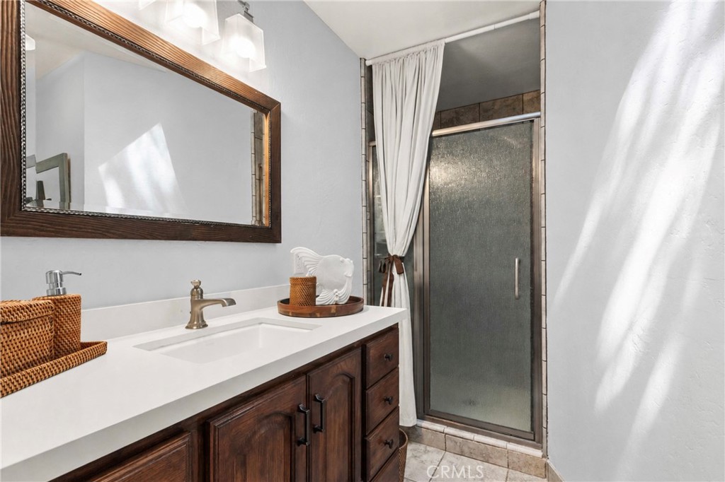 2398 Ross Rd, Cambria, CA 93428