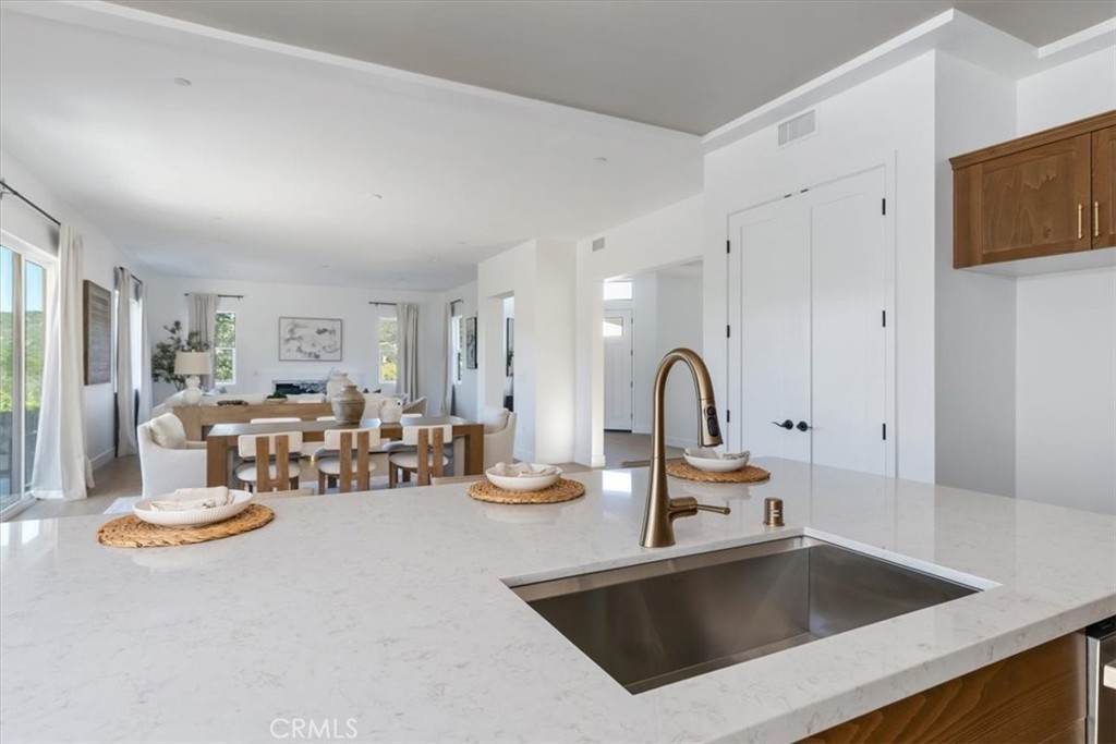 6610 Valle Verde Ln, San Luis Obispo, CA 93405