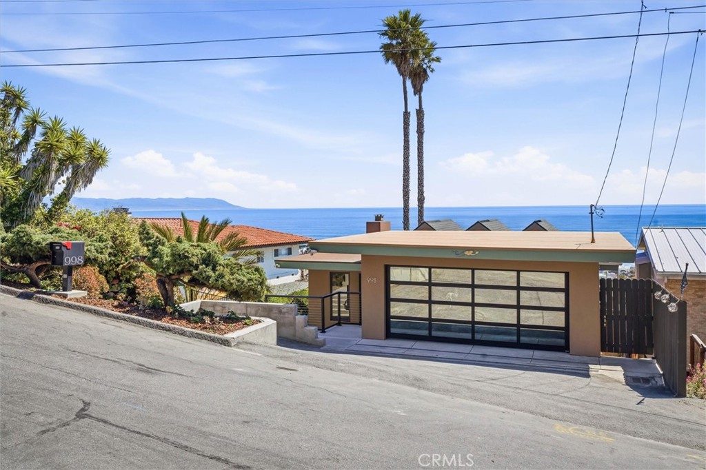 998 Park Ave, Cayucos, CA 93430