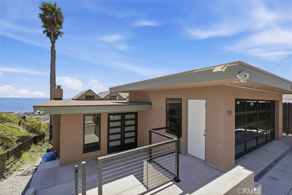 998 Park Ave, Cayucos, CA 93430