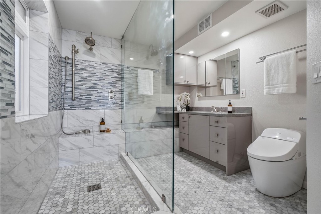 998 Park Ave, Cayucos, CA 93430