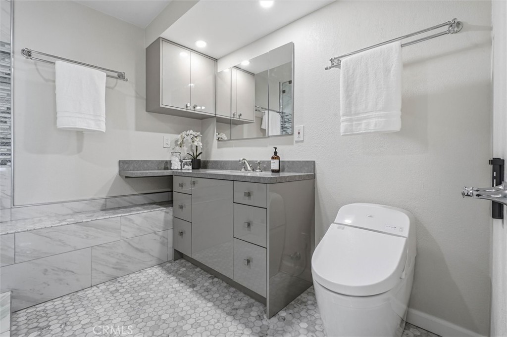 998 Park Ave, Cayucos, CA 93430