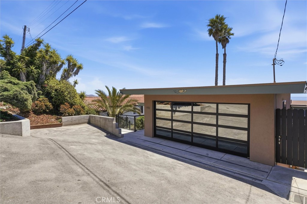998 Park Ave, Cayucos, CA 93430