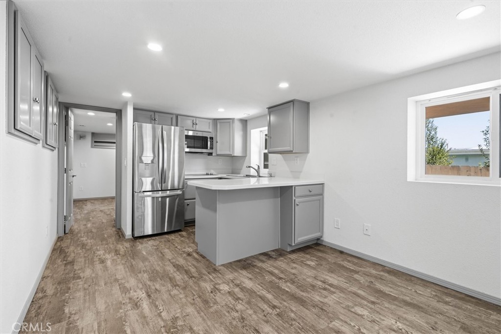 998 Park Ave, Cayucos, CA 93430