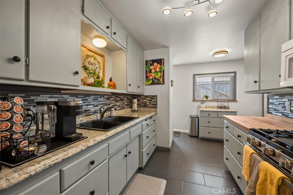 1392 7th, Los Osos, CA 93402
